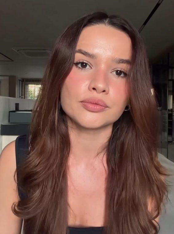 Juliette comenta tragédia com Clarissa